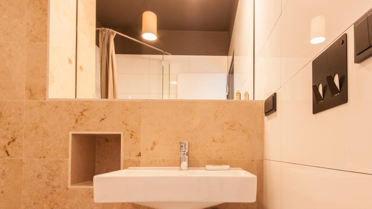 Room For Rent Unterhaching Dış mekan fotoğraf